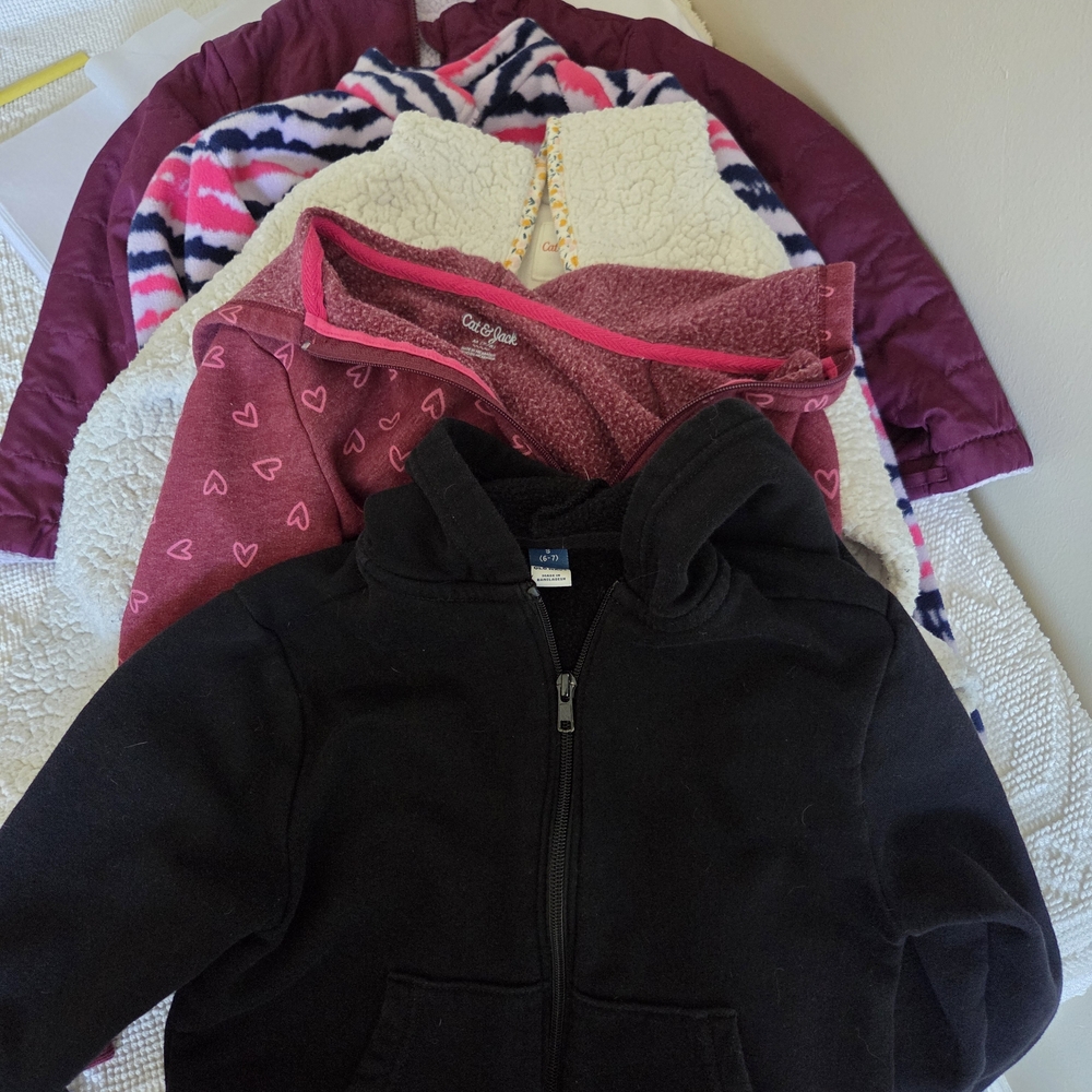 A Girls Bundle Of 5  Jackets Kids Jackets in Black, Pink, and Purple Size 6x & 7 - Picture 2 of 7